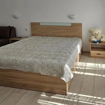 душковата къща Chehlare